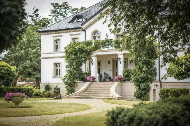 Vender villa Hamburgo: lista, evaluación, precios, agente inmobiliario, experiencias