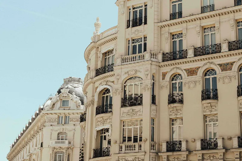 Vivir en Schwabing (Múnich): Comprar un piso y un terreno – consejos sobre la ubicación, el tipo de propiedad y el precio por metro cuadrado