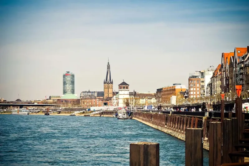 Vivir en Altstadt (Düsseldorf): Inmuebles exclusivos en el centro – precios del metro cuadrado para villa, piso y apartamento