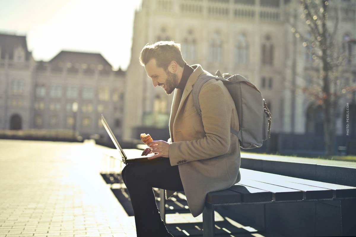 DeepSeek: proveedor chino de IA con los modelos V3, R1 y V4 de un vistazo