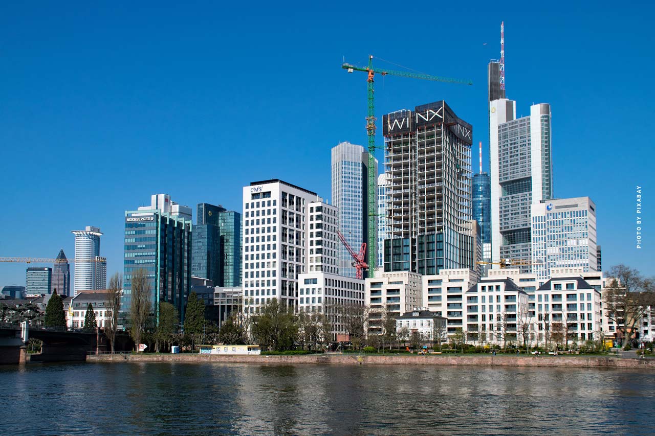 Selling real estate in Westend (Frankfurt): Prices for old villas, houses and luxury apartments - Tips